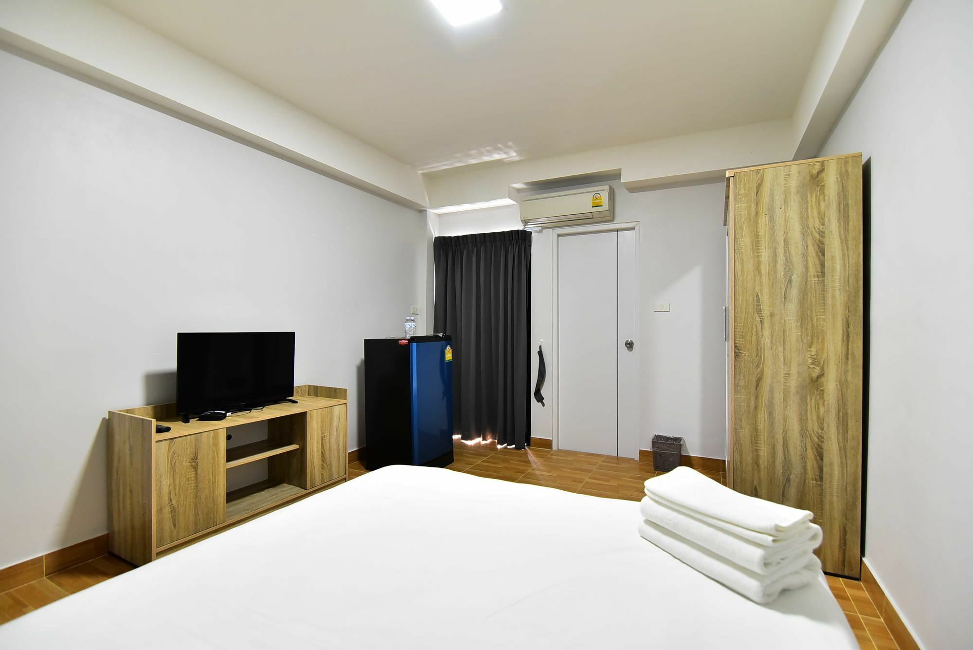 Wj Residence At Suvarnaphumi بانكوك المظهر الخارجي الصورة